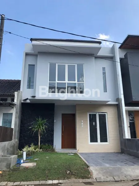 image JUAL RUMAH BARU MINIMALIS BUKIT PALMA CITRALAND SURABAYA (1)