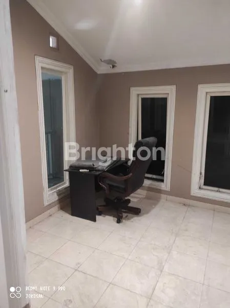 image RUKO PREMIUM 2 LANTAI STRATEGIS DI RINGROAD GEJAYAN, DEKAT JIH (6)