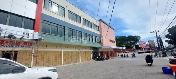 image RUKO 3 LANTAI STRATEGIS DEKAT BANDARA SSQ II & SKA MALL PEKANBARU (6)