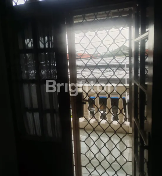 image RUMAH KOKOH  2 LANTAI LT 119M² DEKAT MALL ARTHA GADING (7)