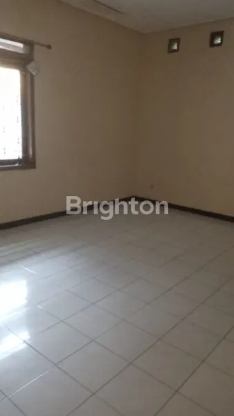 image RUMAH NYAMAN & STRATEGIS DI SUKALUYU BANDUNG - DEKAT DENGAN GEDUNG SATE BANDUNG (5)