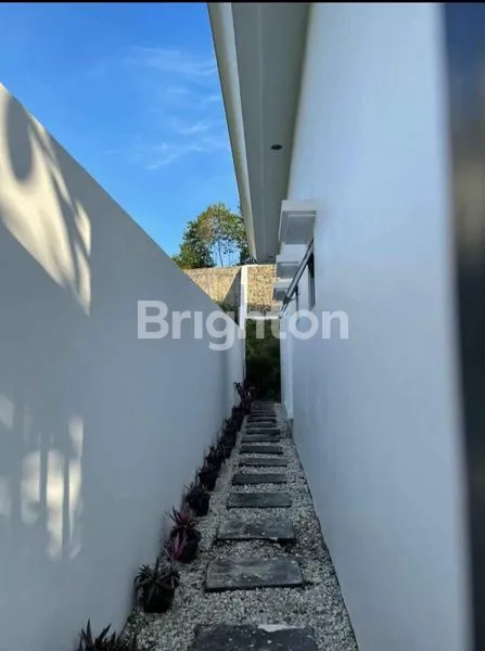 image RUMAH MEWAH 4KT SEMI-FURNISHED DI SOEKARNO HATTA, DEKAT MALL (6)