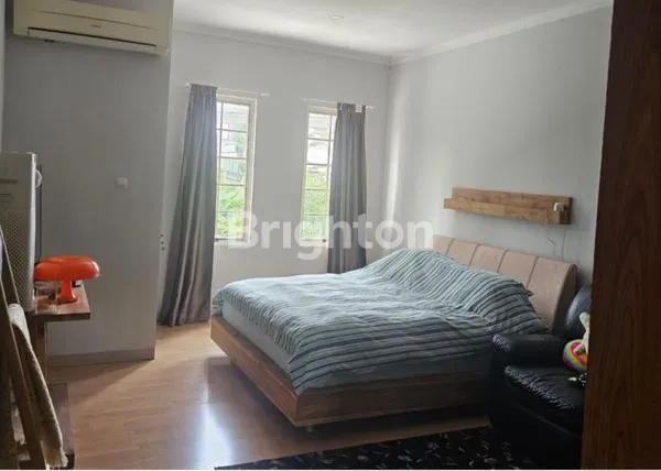 image DIJUAL RUMAH 2 LANTAI DI KELAPA GADING JAKARTA UTARA. DEKAT MALL OF INDONESIA (7)