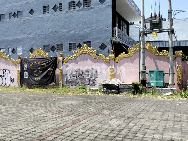 DIJUAL RUKO BESAR – LOKASI STRATEGIS JIMBARAN \N