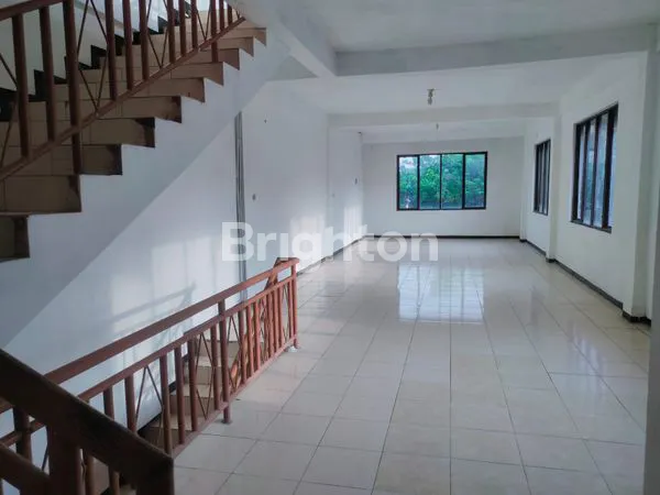 image RUKO 4 LANTAI STRATEGIS NOL JALAN RAYA KENJERAN, SURABAYA (6)