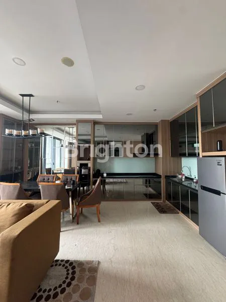 image VOILA APARTMENT SURABAYA CIPUTRA WORLD FURNISHED CANTIK (3)