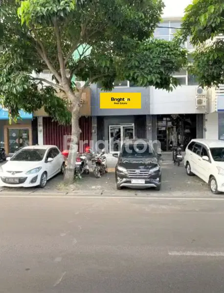 image TEMPAT USAHA DI PUSAT KERAMAIAN KOTA (4)