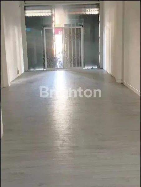 image TEMPAT USAHA DI PUSAT KERAMAIAN KOTA (3)