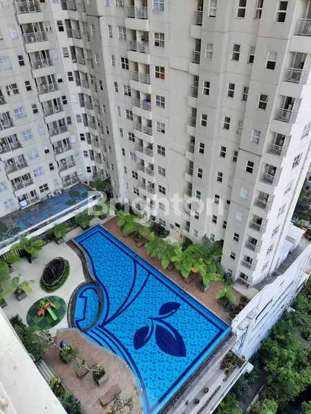 image APARTEMEN PARAHYANGAN RESIDENCE BANDUNG VIEW KOLAM RENANG DAN KOTA (1)