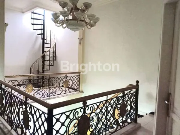 image RUMAH HOOK KLASIK DI PURI WIDYA KENCANA (6)