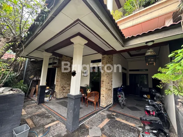 image RUMAH DI SEMOLOWARU ELOK SURABAYA TIMUR STRATEGIS NYAMAN AMAN (2)