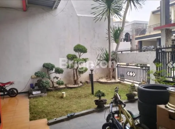 image RUMAH 2 LANTAI PERUM TAMAN TIARA SIDOARJO KOTA DEKAT JENGGOLO, ALUN ALUN SIDOARJO (3)