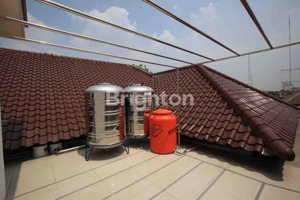 image RUMAH KAWASAN ELITE KEBUN JERUK (8)