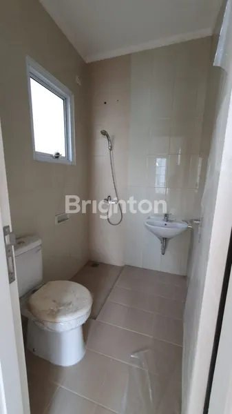 image RUMAH DI SEWA @ GADING SERPONG (5)