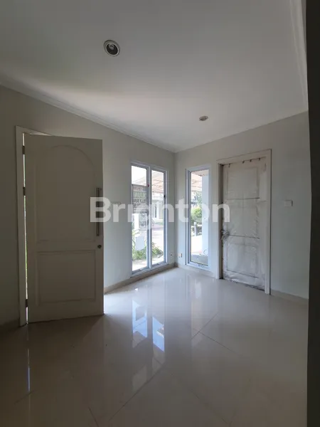 image RUMAH DI SEWA @ GADING SERPONG (7)