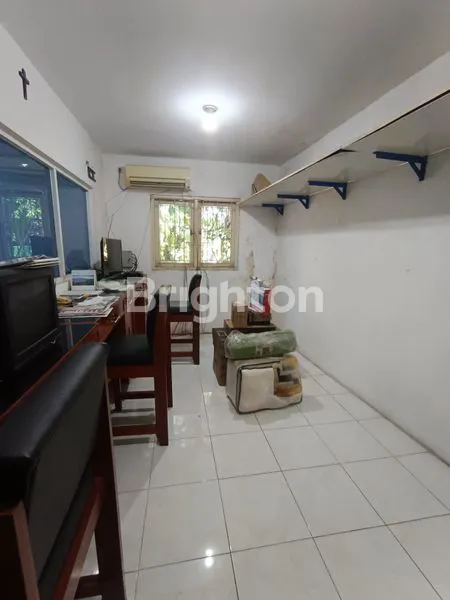 image DISEWAKAN TOKO DI JL GAJAHMADA, SIDOARJO, JATIM (5)