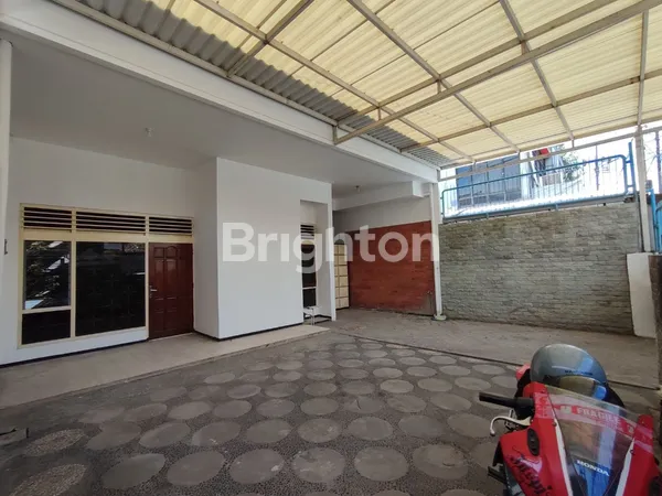 image RUMAH AREA MANYAR BAGUS SIAP HUNI DEKAT PUSAT KOTA  (1)