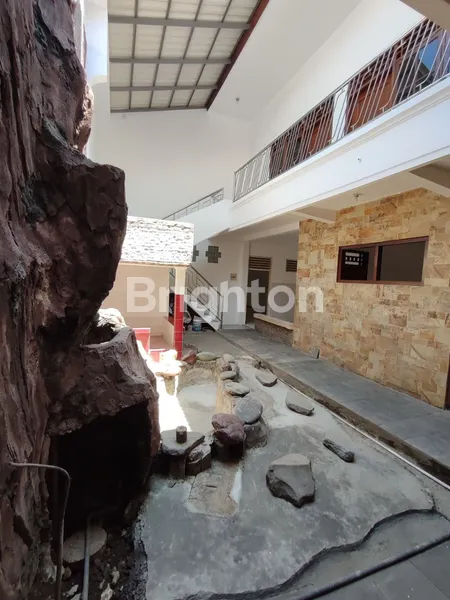 image RUMAH AREA MANYAR BAGUS SIAP HUNI DEKAT PUSAT KOTA  (6)