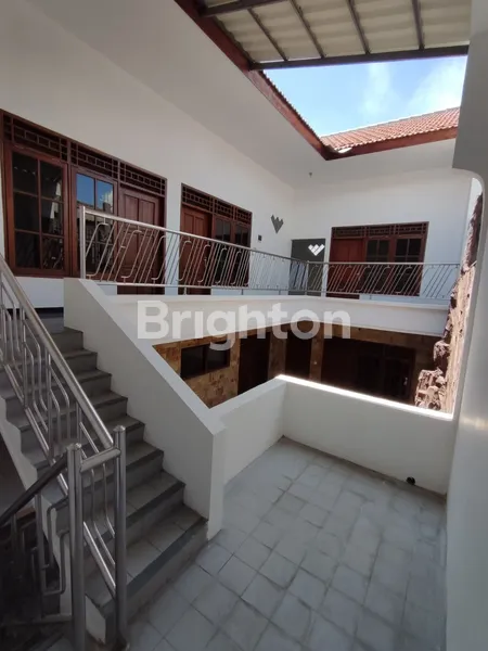 image RUMAH AREA MANYAR BAGUS SIAP HUNI DEKAT PUSAT KOTA  (8)