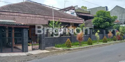 image RUMAH KOST SELANGKAH KE UB (1)