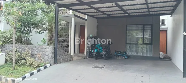 image RUMAH KETINTANG KONDISI BAGUS TERAWAT LOKASI STRATEGIS DEKAT A YANI (4)