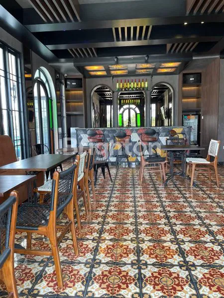 image RUMAH MEWAH 3 LANTAI DENGAN LIFT & KOLAM RENANG   CIBUBUR\\\\N (6)