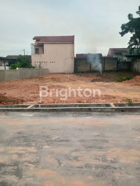 image TANAH UNTUK HOMESTAY ATAU KOS DEKAT BANDARA SUTAN SYARIF KASIM (1)