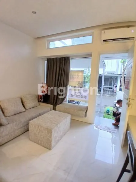 image RUMAH 2 LANTAI FULLY FURNISHED INSPIRAHAUS AT TABEBUYA BSD CITY (1)