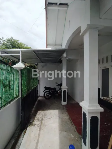 image RUMAH MINIMALIS SIAP HUNI DI PERUMAHAN SOLO ELOK (2)