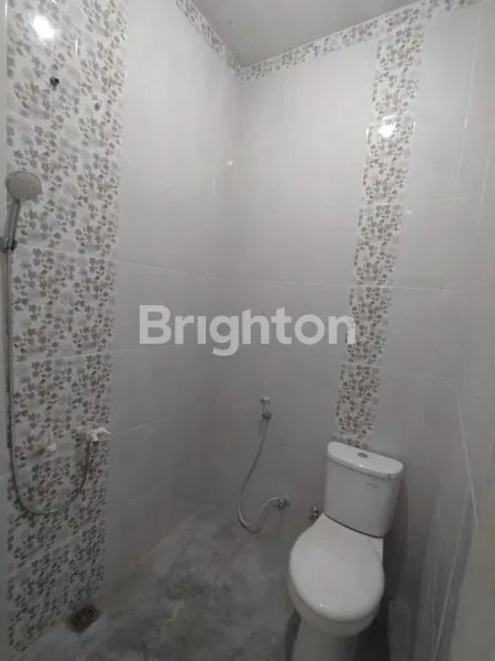 image RUMAH MINIMALIS SIAP HUNI DI PERUMAHAN SOLO ELOK (4)