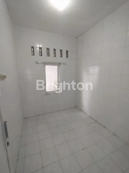 image RUMAH MINIMALIS SIAP HUNI DI PERUMAHAN SOLO ELOK (5)