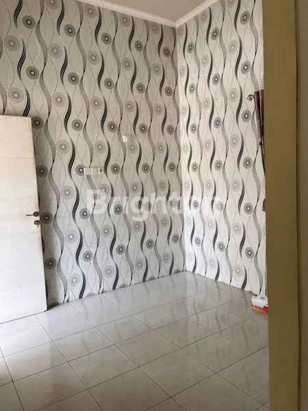 image DIJUAL CEPAT RUMAH CANTIK DI TALANG SARY REGENCY, CLUSTER LILY, SAMARINDA UTARA (4)