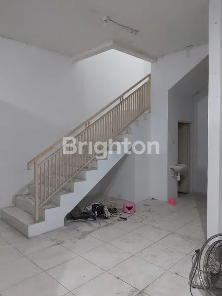 image RUMAH DI PESONA PERMATA GADING BLURU RANGKAH LINGKAR TIMUR SIDOARJO (3)