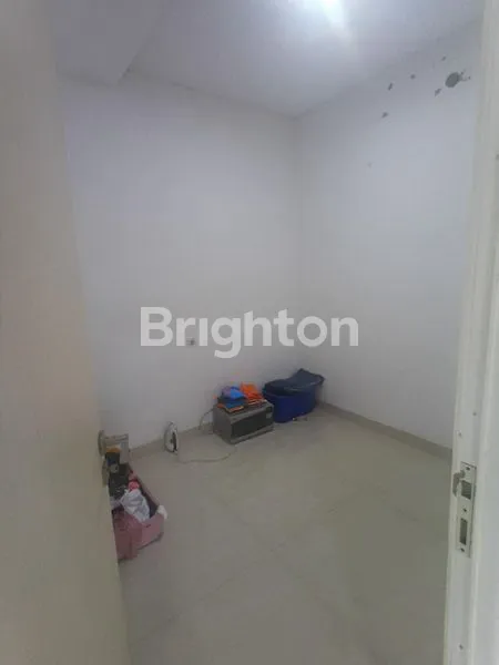 image RUMAH MEWAH 2 LANTAI 4KT DI RAWA BELONG, DEKAT BINUS SYAHDAN (6)