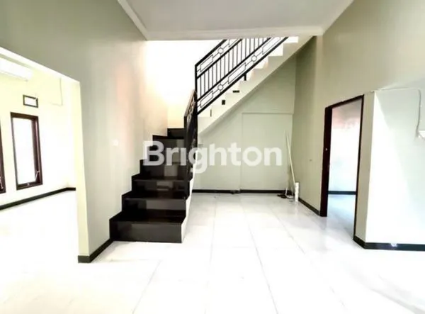 image RUMAH TERAWAT DUA LANTAI (3)