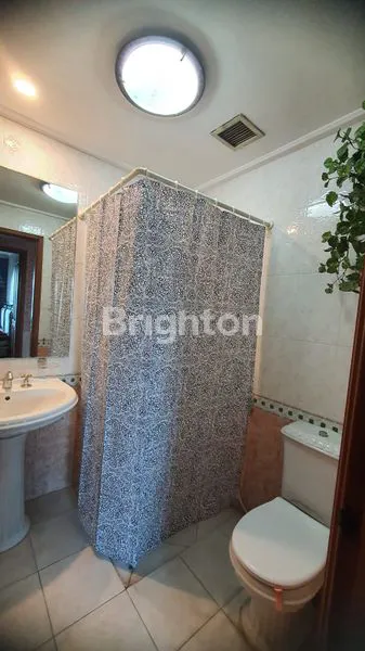 image APARTEMEN REGENCY MEWAH 160M² VIEW KOTA, 4KT DI TUNJUNGAN PLAZA (7)