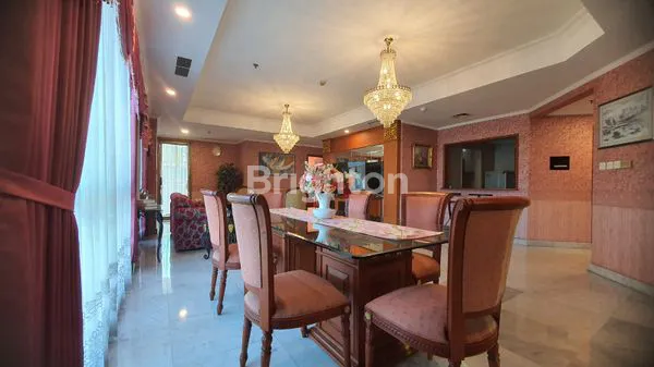 image APARTEMEN REGENCY MEWAH 160M² VIEW KOTA, 4KT DI TUNJUNGAN PLAZA (3)