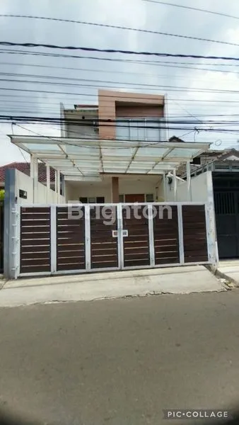 image RUMAH MEWAH 2 LANTAI 4KT DI RAWA BELONG, DEKAT BINUS SYAHDAN (8)