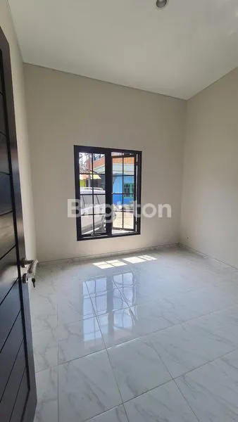 image RUMAH BARU GRESS AREA BELAKANG LUAS (5)