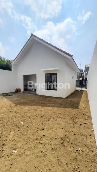 image RUMAH BARU GRESS AREA BELAKANG LUAS (8)