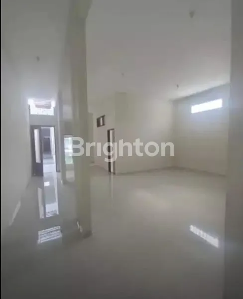 image RUKO PREMIUM 3 LANTAI DI KRANGGAN SURABAYA, AREA KOMERSIAL STRATEGIS (3)