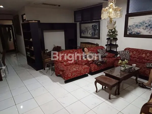 image RUKOS 3 LANTAI STRATEGIS DI PUSAT KOTA SEMARANG, DEKAT SEKOLAH ELITE (5)