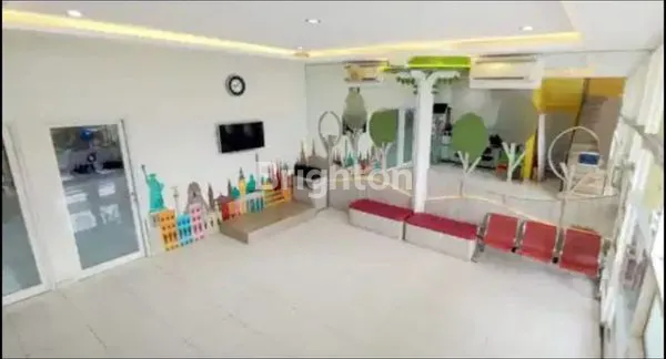 image RUMAH 2 LANTAI STRATEGIS DI BABATAN, COCOK UNTUK USAHA & HUNIAN (4)