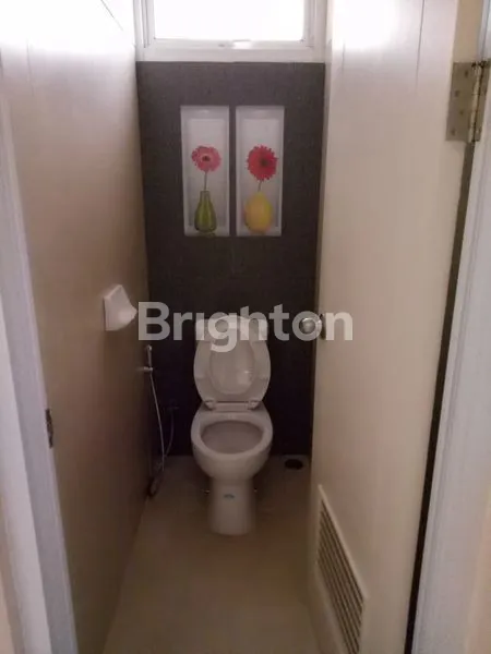 image DIJUAL RUMAH CANTIK FULL FURNISHED SIAP HUNI ARCADIA VILLAGE (8)