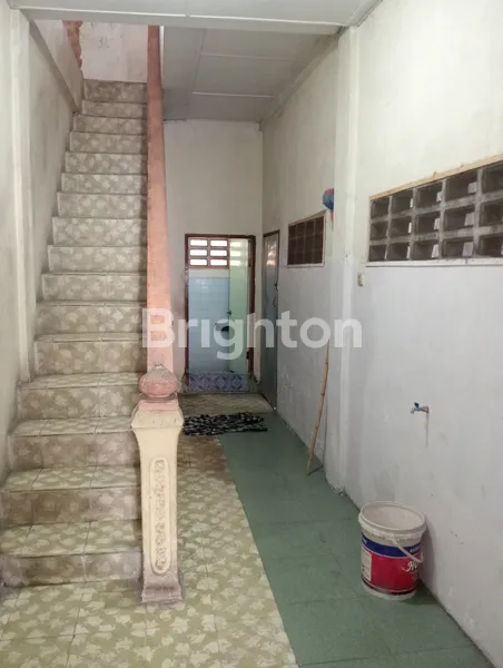 image RUMAH TINGGAL PINGGIR JALAN (4)