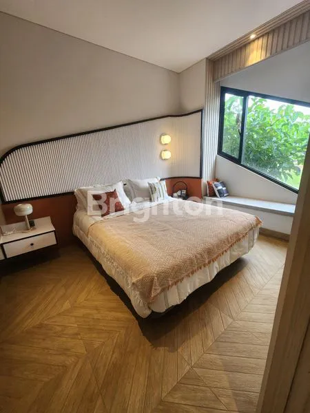 image RUMAH MEWAH 2 LANTAI PREMIUM BSD CITY, DEKAT MALL & RS EKA HOSPITAL (5)