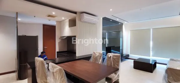 image WATERPLACE TOWER D, APARTEMEN MEWAH 4KT VIEW CITY SURABAYA (7)