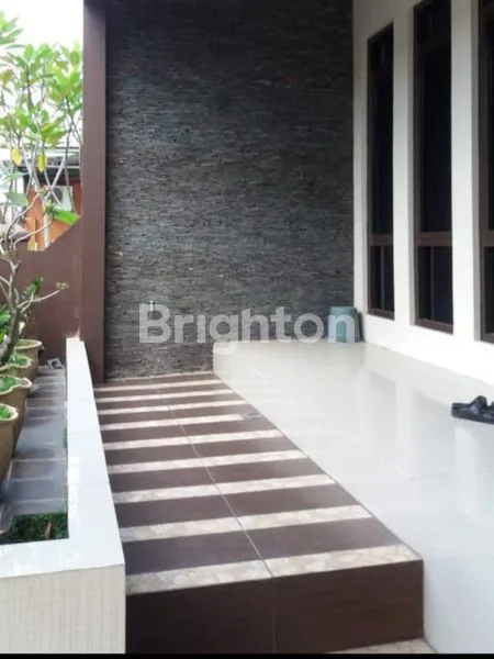image RUMAH MEWAH TROPICAL FRIENDLY TAMAN YASMIN - BOGOR (6)