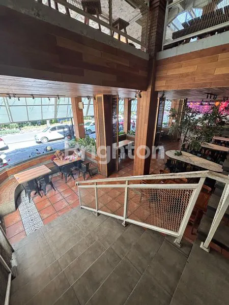 image RESTORAN MEWAH 3 LANTAI HOOK DI RUNGKUT, DEKAT MCD & SUPERINDO (7)