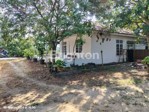image RUMAH BESAR DEKAT SEKUNTUM (7)